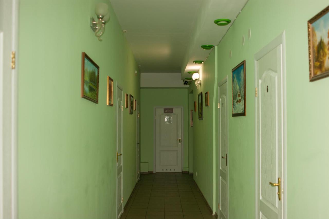 Art Galery Hostel Львов Экстерьер фото